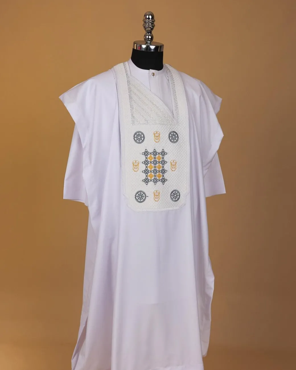 A White, Rings, Merchant Head And Interconnected Star Embroidery Agbada