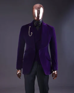 An Egg Plant Purple Velvet Shawl Lapel Tuxedo Suit