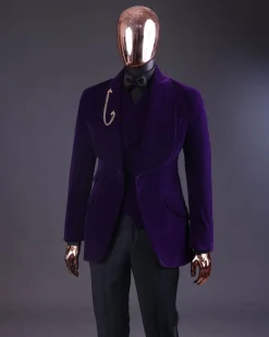 An Egg Plant Purple Velvet Shawl Lapel Tuxedo Suit