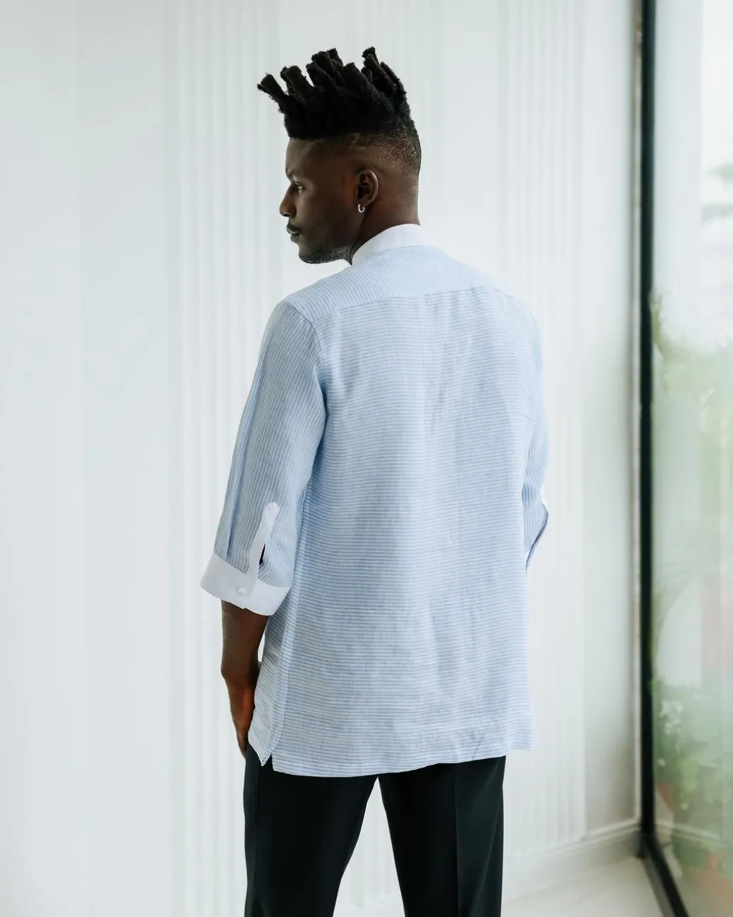 An Egyptian Cotton Linen, front flap, white and blue pencil stripe casual shirt.