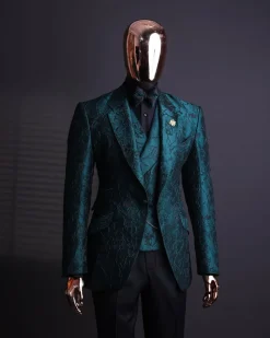 An Emerald green, knitted, root floral jacquard notch lapel suit