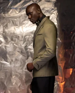An Irish Green Peak and Shawl Lapel Wedding Tuxedo Suit.