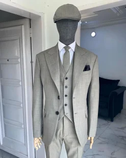 An Irish grey Bespoke reloaded “peaky blinders” Peak lapel suit