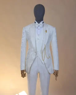 An ivory white, knitted, root floral jacquard notch lapel suit.