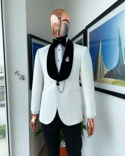 An Ivory white Square pattern jacquard shawl lapel jacquard tuxedo Suit