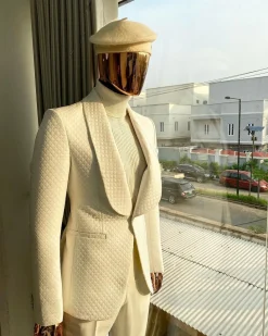 An Ivory white“Road To Damascus” Monochrome square patter jacquard tuxedo suit