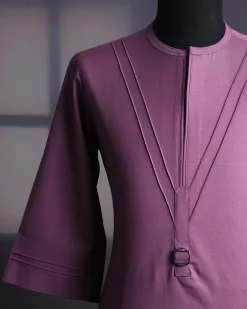 An orchid purple, pleated triangle with buckle intersection, 3/4 sleeve African senator kaftan native.