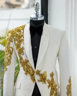 The Altered 2 Suit.