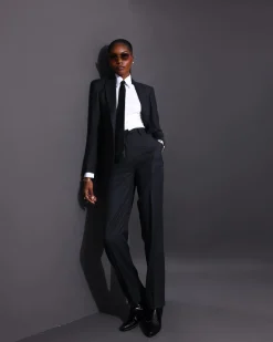 The “AVT5” Suit
