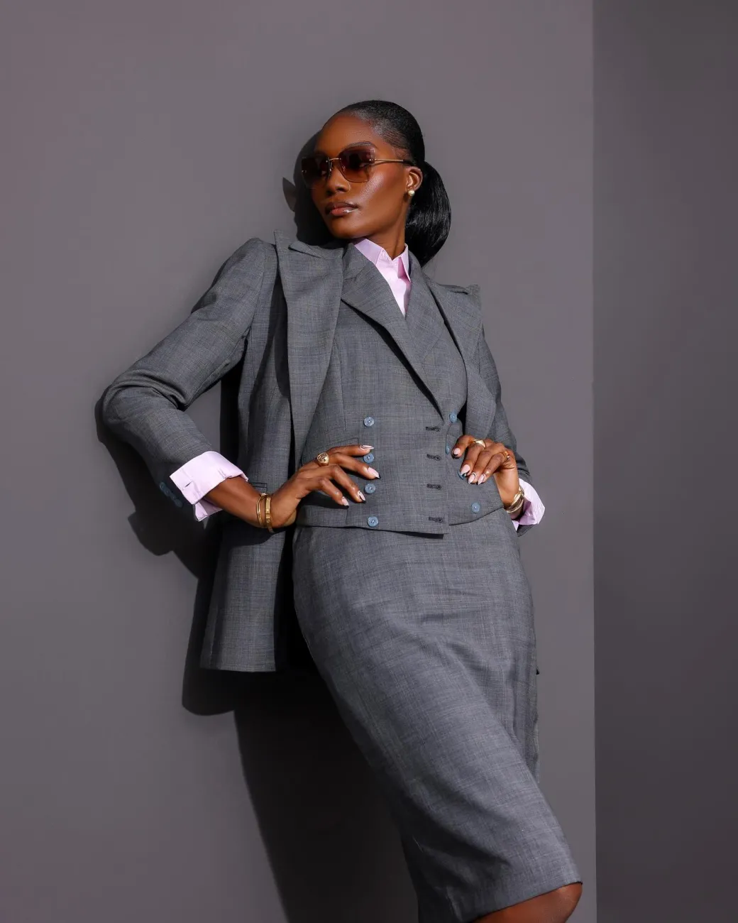 The “AVT12” Suit