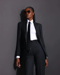 The “AVT5” Suit