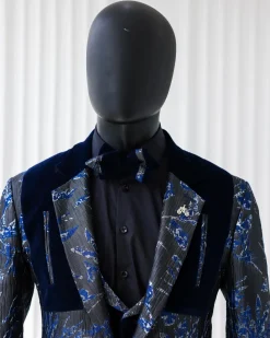 The “Blue Welt” Suit.