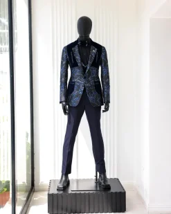 The “Blue Welt” Suit.