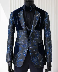 The “Blue Welt” Suit.