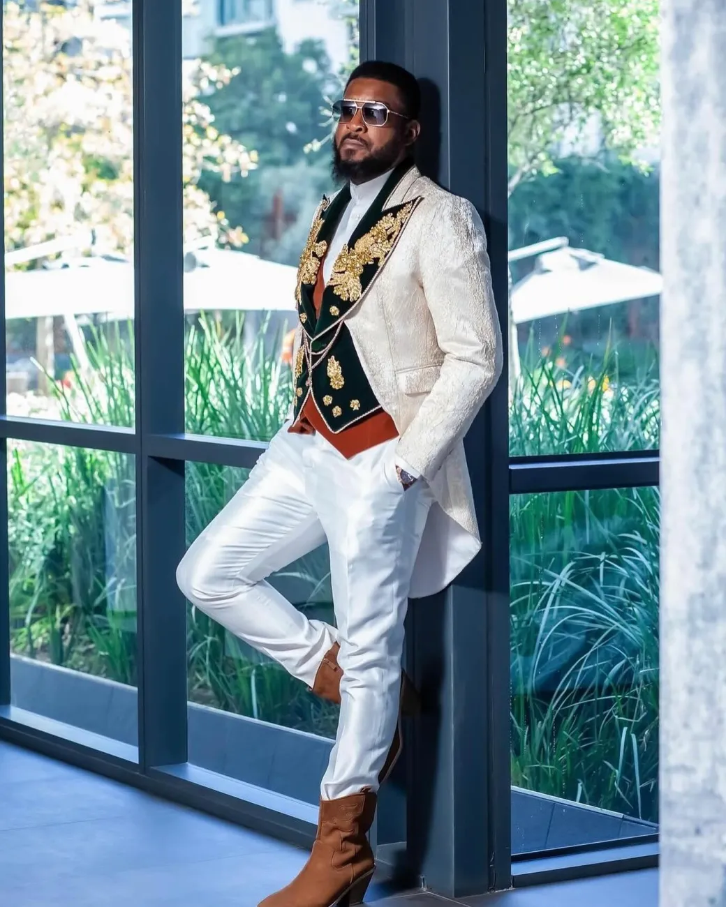 The “Bridgeton” 24 VS 2 Suit