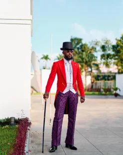 The “Bridgeton” 24 VS 6 Suit.