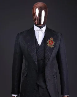 The “gogo” limited edition black mixed jacquard fabric peak lapel metallic jacquard suit