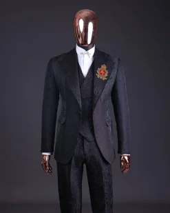 The “gogo” limited edition black mixed jacquard fabric peak lapel metallic jacquard suit