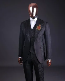 The “gogo” limited edition black mixed jacquard fabric peak lapel metallic jacquard suit