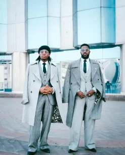 The Gravesend 2 Coat vs 1