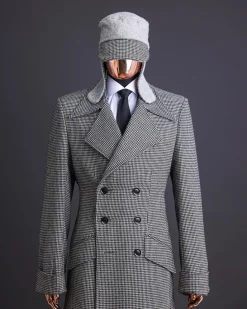 The Gravesend Coat 2 vs 2