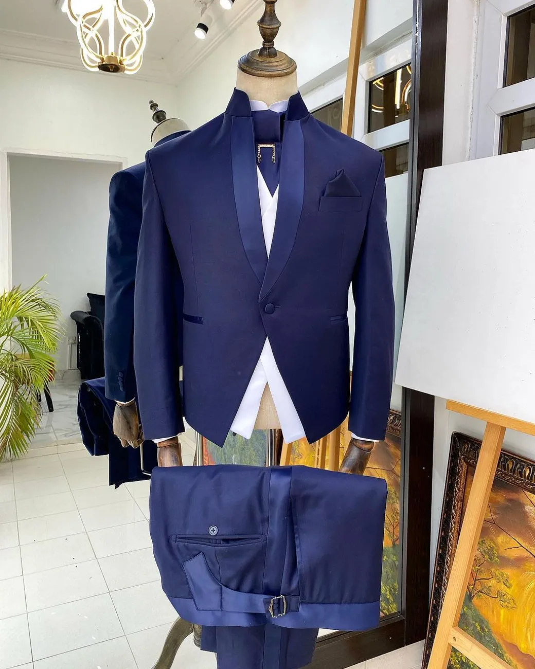 The “Jefferson” Tuxedo Suit