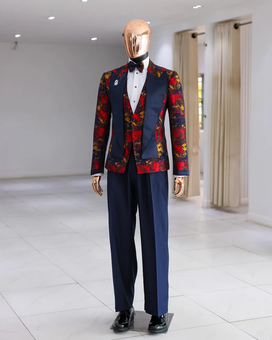 The “Leaves in Autumn” Suit.