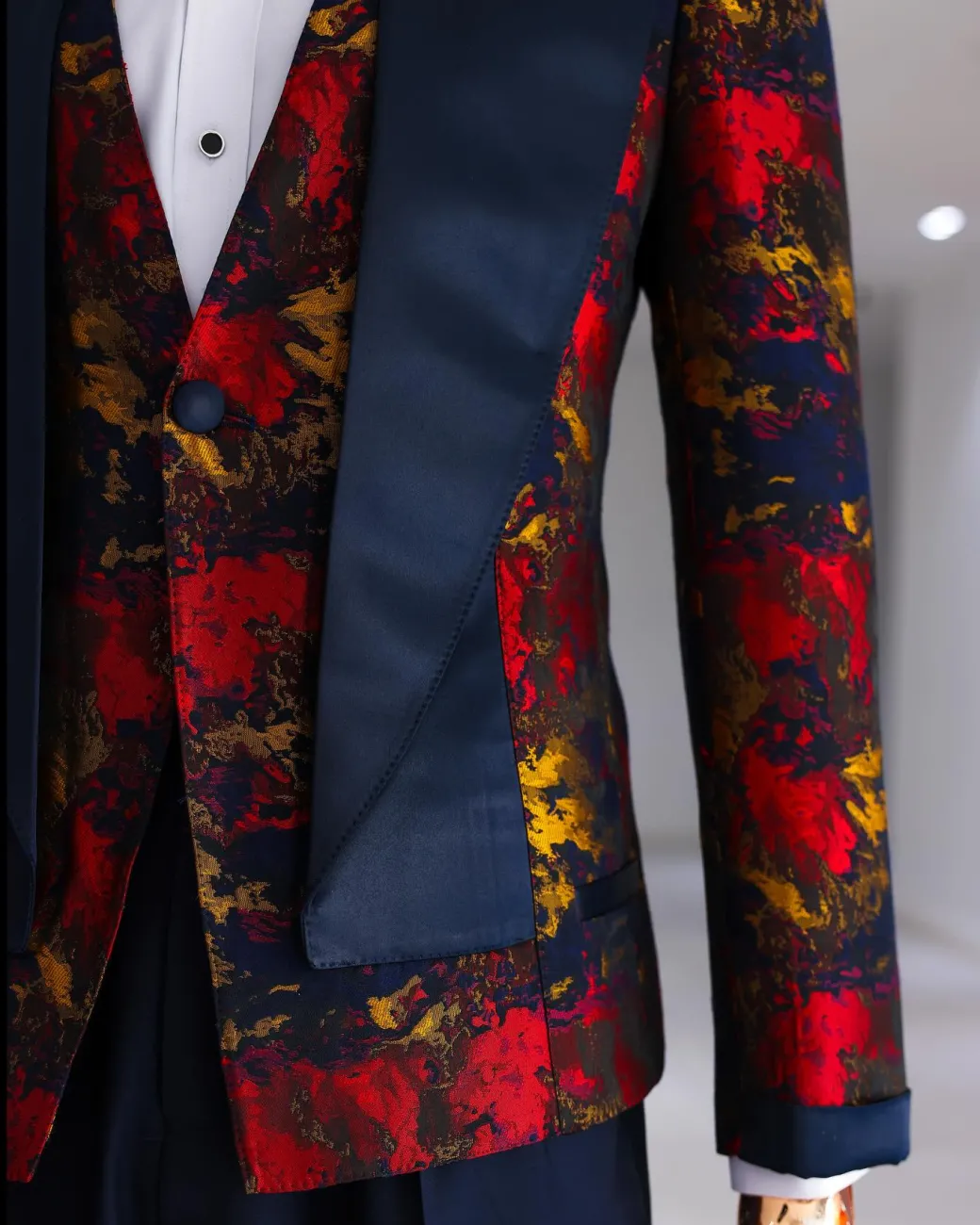 The “Leaves in Autumn” Suit.