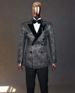 The “Love don’t Cost Shishi ” peak lapel, high pocket tuxedo suit