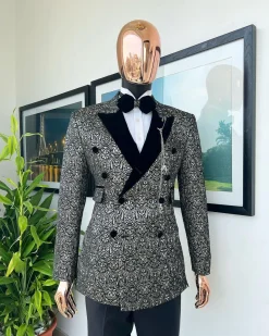 The “Love don’t Cost Shishi ” peak lapel, high pocket tuxedo suit