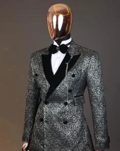 The “Love don’t Cost Shishi ” peak lapel, high pocket tuxedo suit