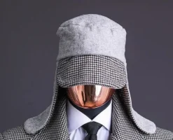 The “Moscow” Hat 2 vs 2
