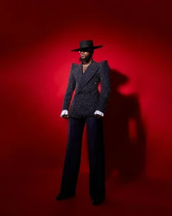 The “Pagoda” Suit.