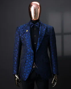 The “Pebble” Suit