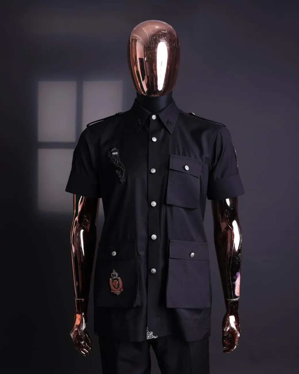 The reloaded vintage black “Havana” French safari shirt