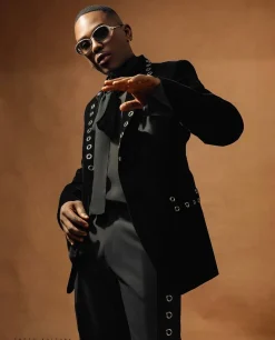 The “Rings & Snap 1864” Suit