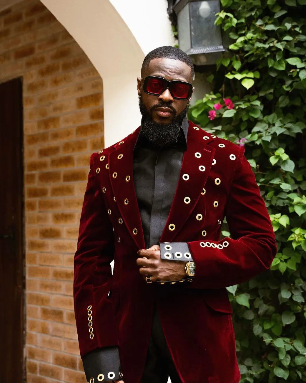 The “Rings & Snap 1864” Suit 4