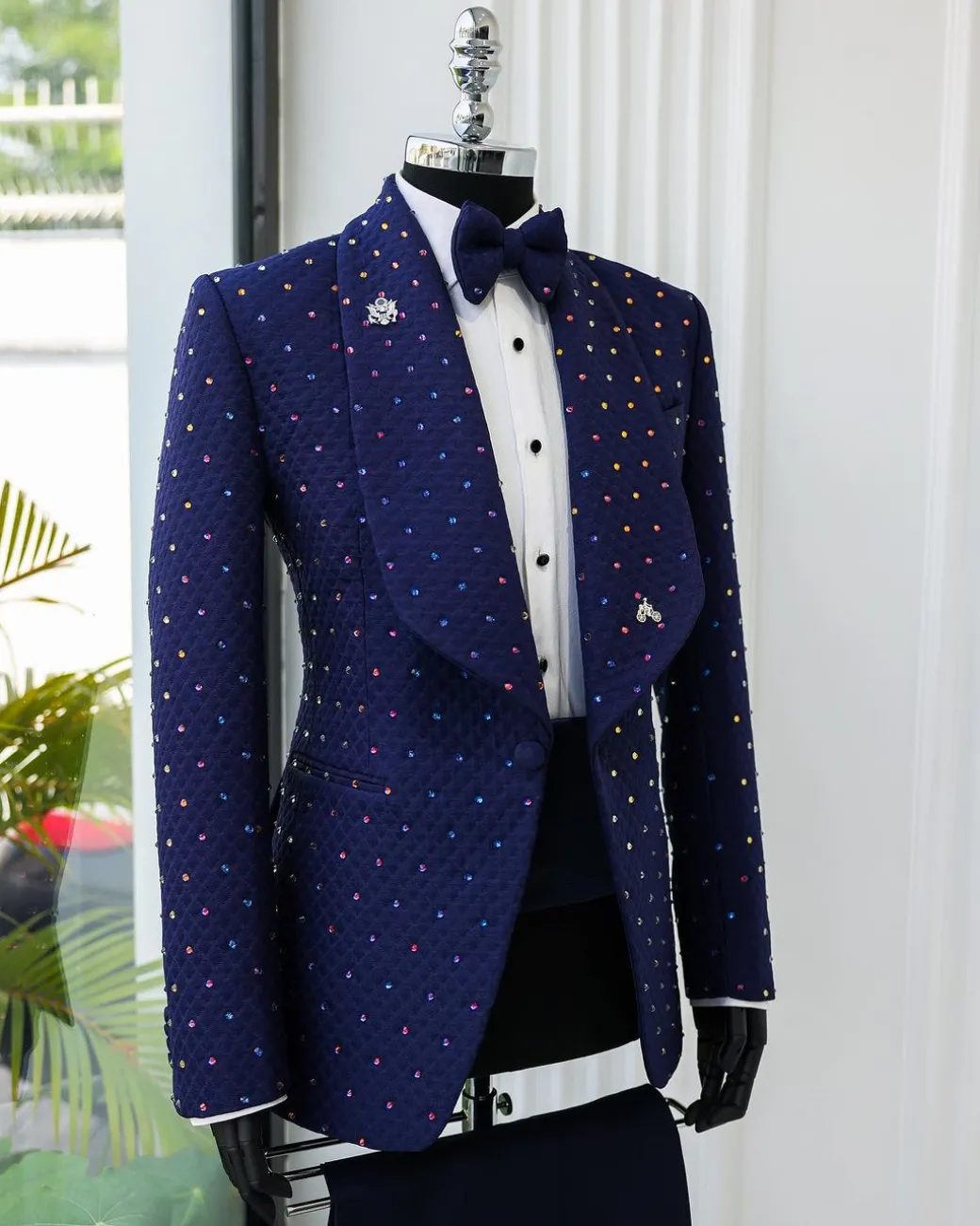 The SPJ 2 Vs 3 Suit