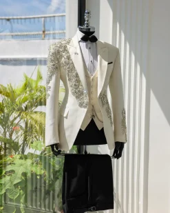 The unaltered Suit 2