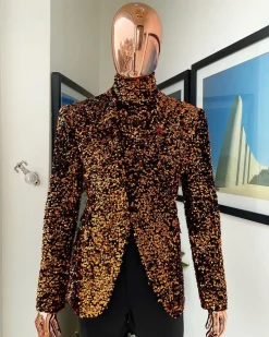 The “Young and Restless” fire orange peak lapel suit